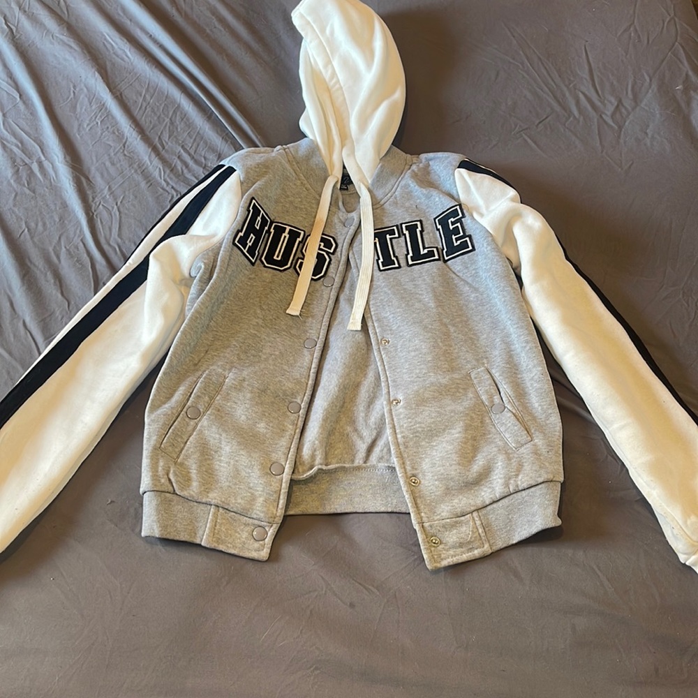 Rue 21 extra small “Hustle” button up